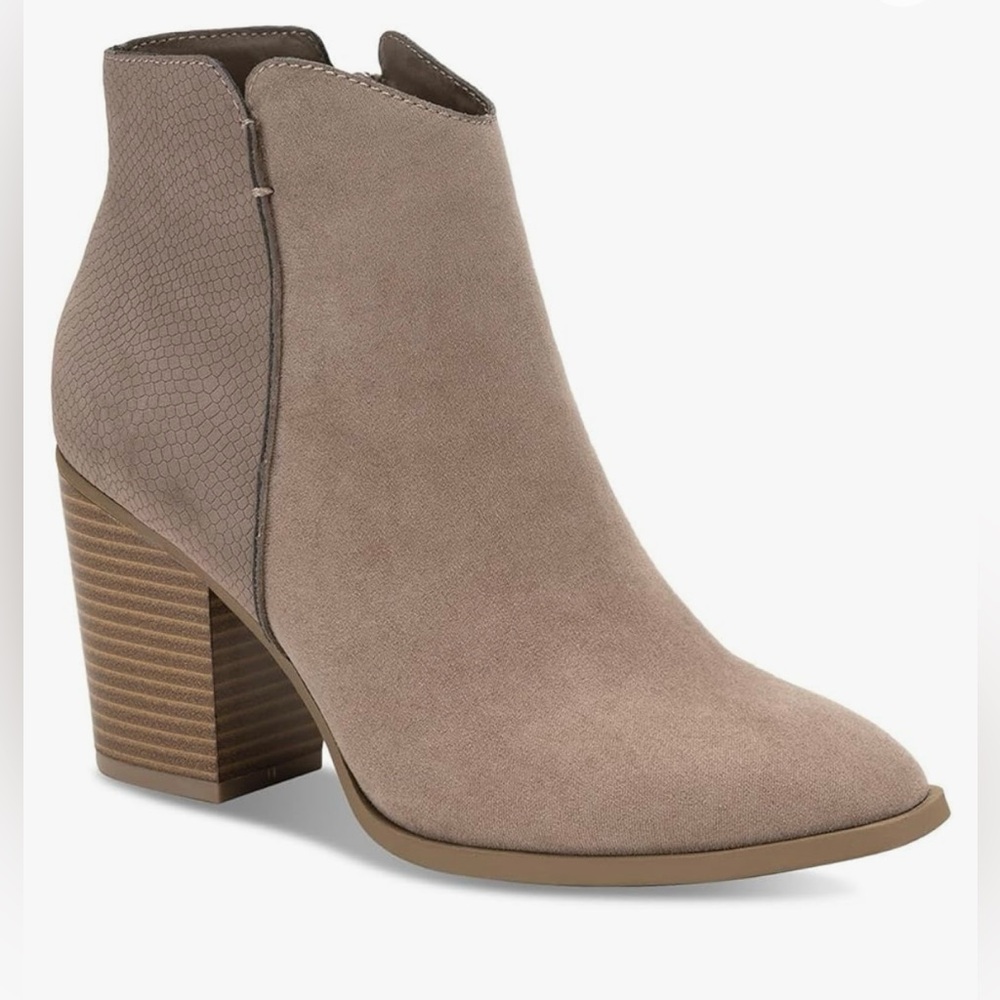 NWT Sun + Stone Women’s Gracey Faux Suede Booties - Picture 3 of 12